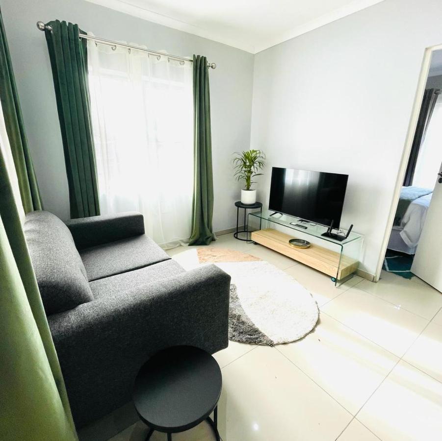 Trendy, Comfortable 1 Bedroom Apartments In Mthatha Bagian luar foto