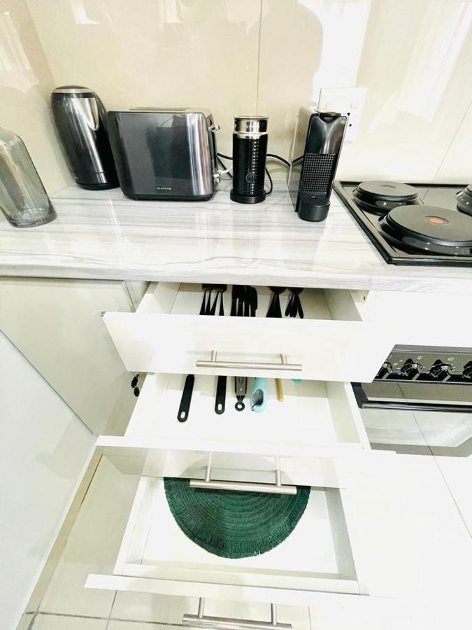 Trendy, Comfortable 1 Bedroom Apartments In Mthatha Bagian luar foto