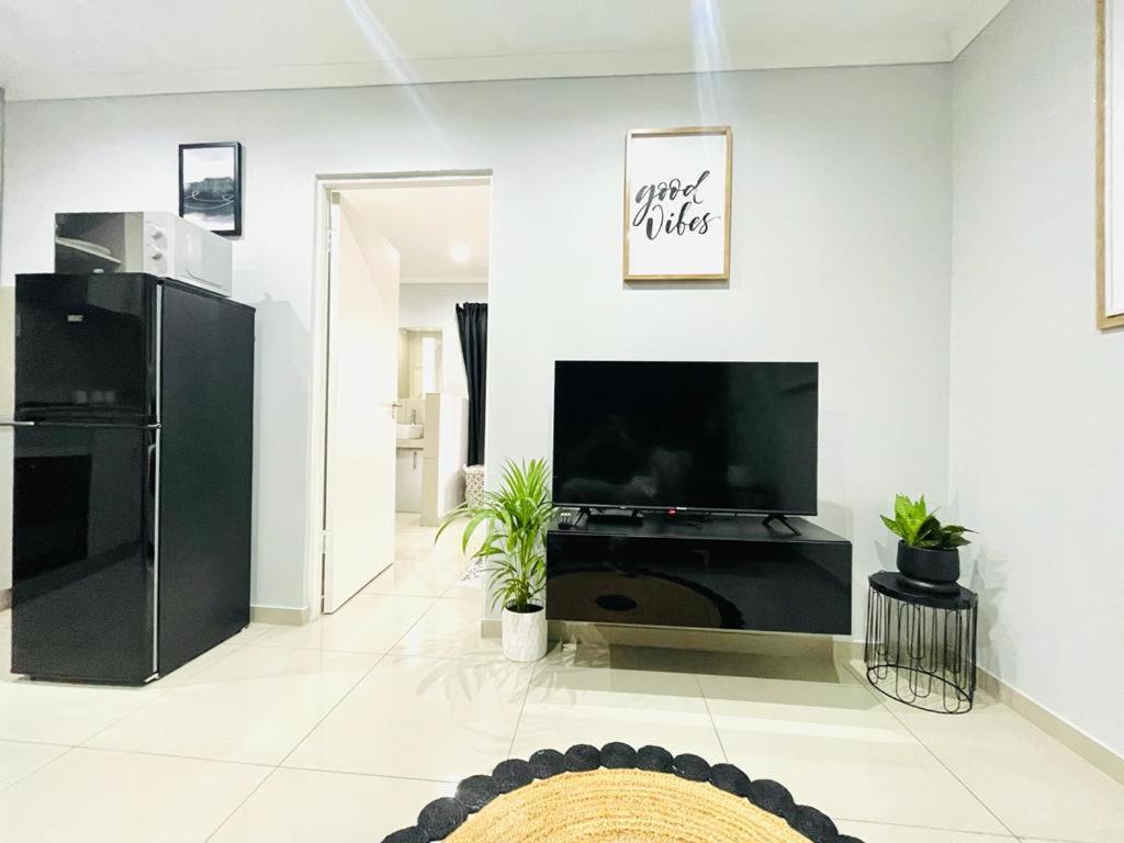 Trendy, Comfortable 1 Bedroom Apartments In Mthatha Bagian luar foto