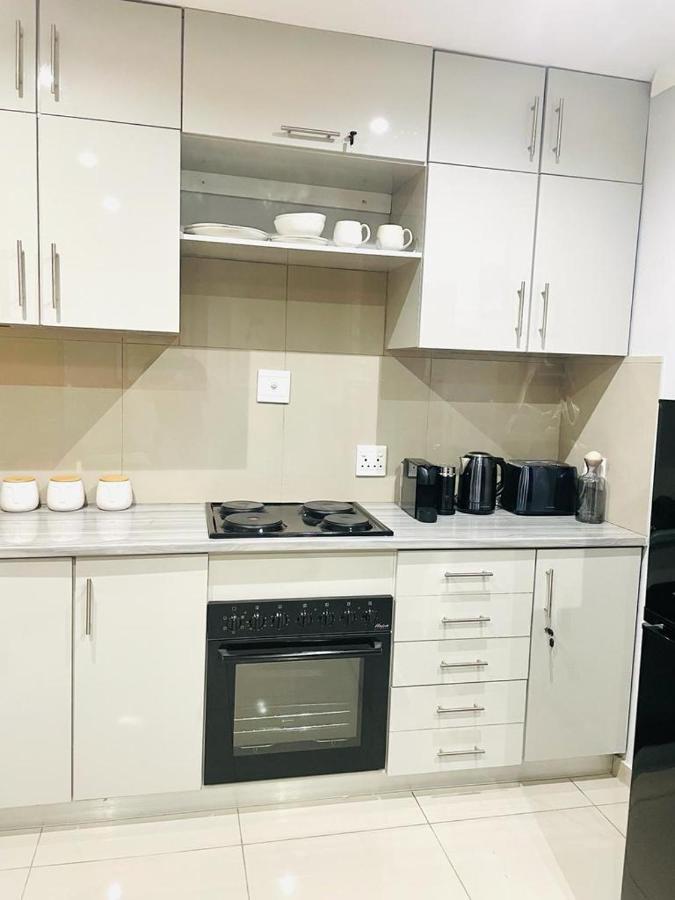 Trendy, Comfortable 1 Bedroom Apartments In Mthatha Bagian luar foto