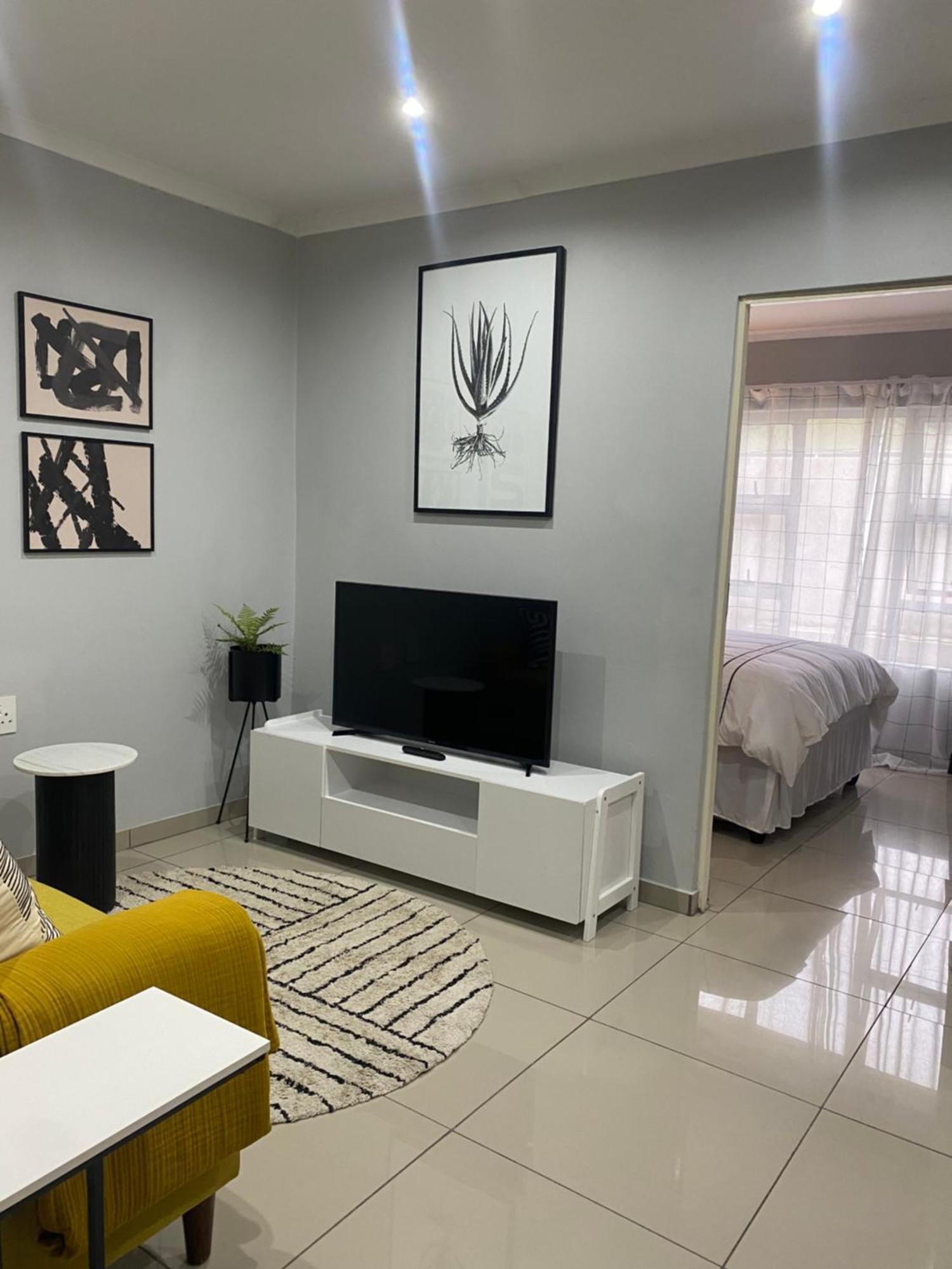 Trendy, Comfortable 1 Bedroom Apartments In Mthatha Bagian luar foto