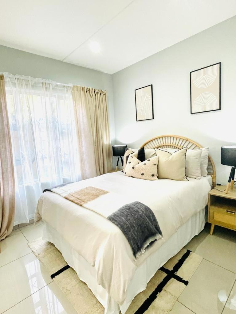 Trendy, Comfortable 1 Bedroom Apartments In Mthatha Bagian luar foto