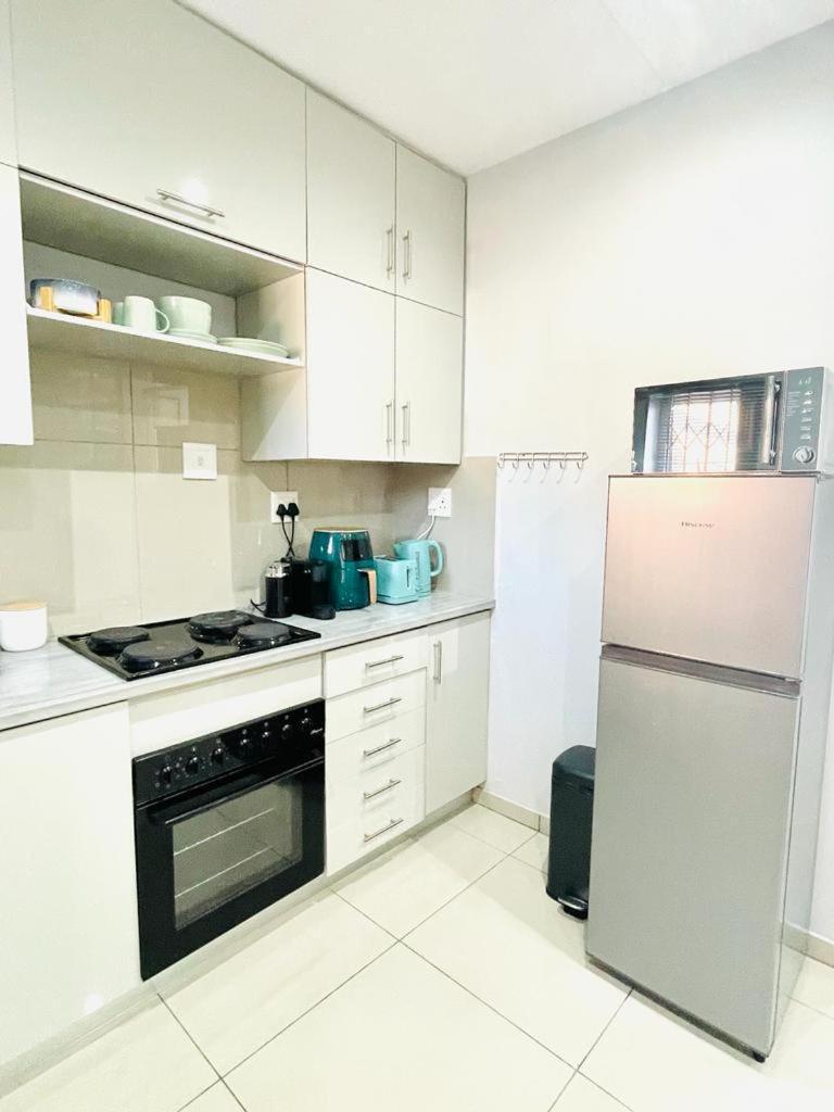 Trendy, Comfortable 1 Bedroom Apartments In Mthatha Bagian luar foto